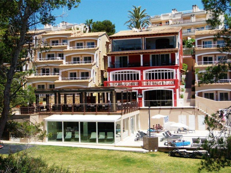 Bahia Aparthotel 4*